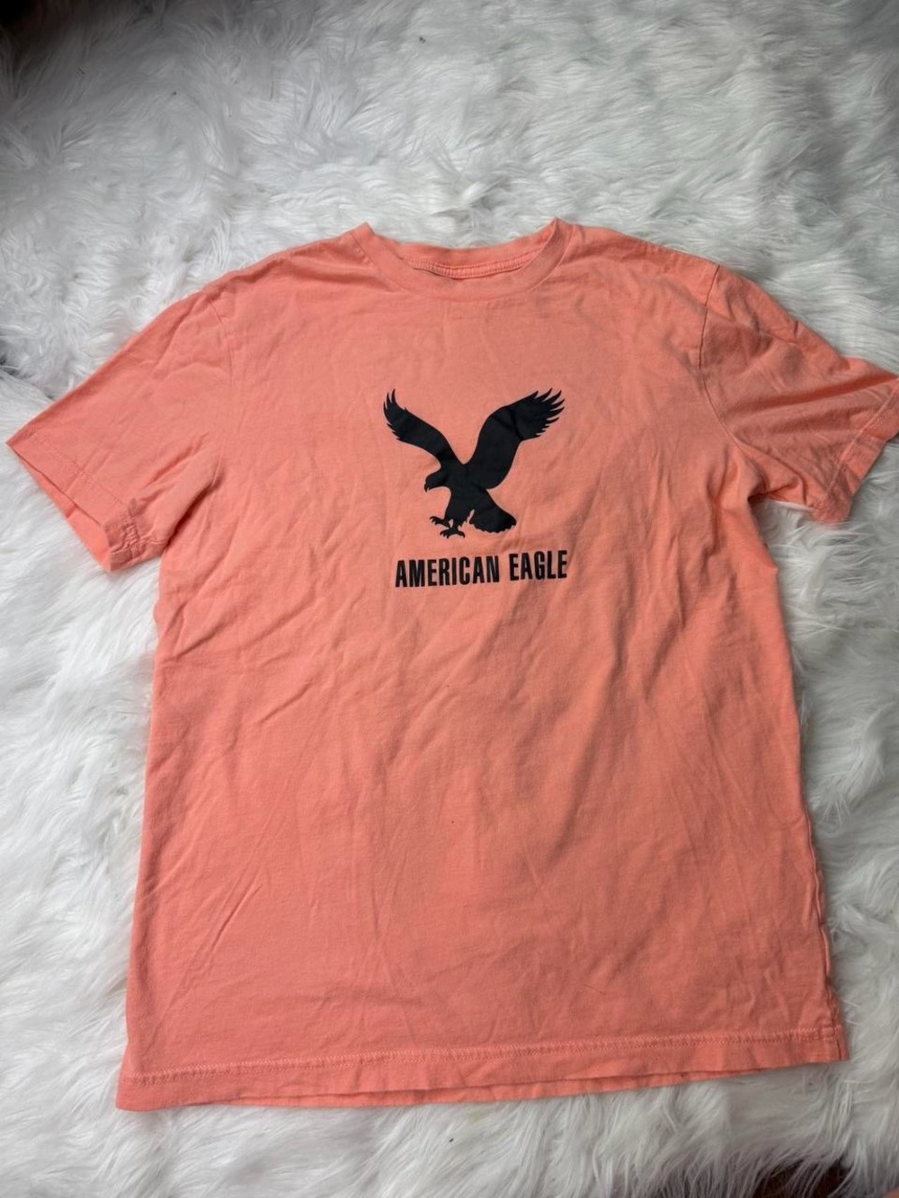 American Eagle Outfitters Men’s Coral Graphic Logo T‑Shirt